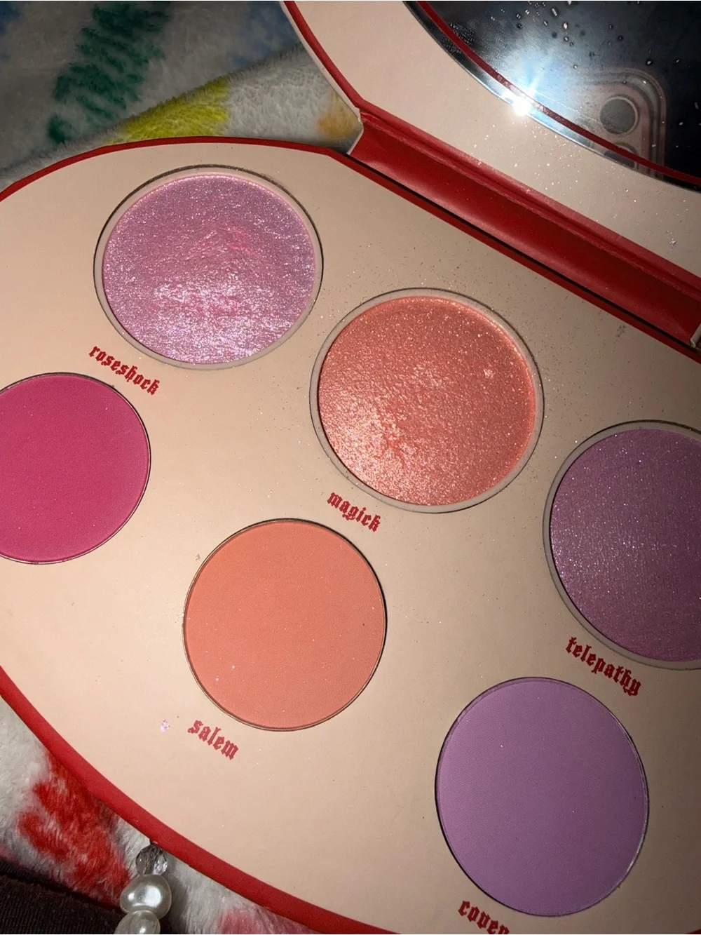 BUNDLE: Kat Von D Blush Palette x Revolution Highlighter Palette